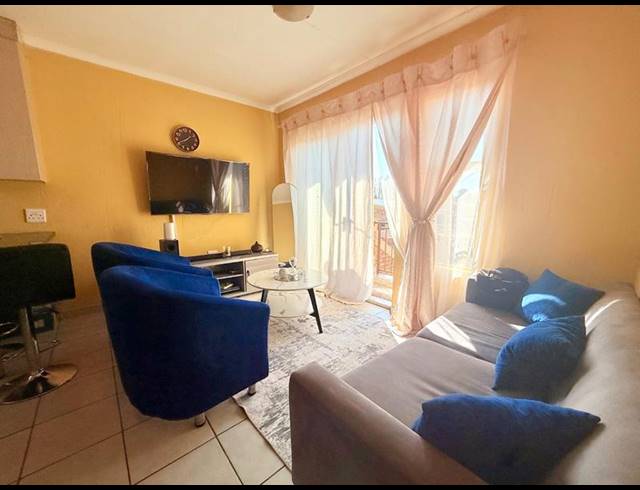 2 BEDROOM APARTMENT FOR SALE IN STAALRUS